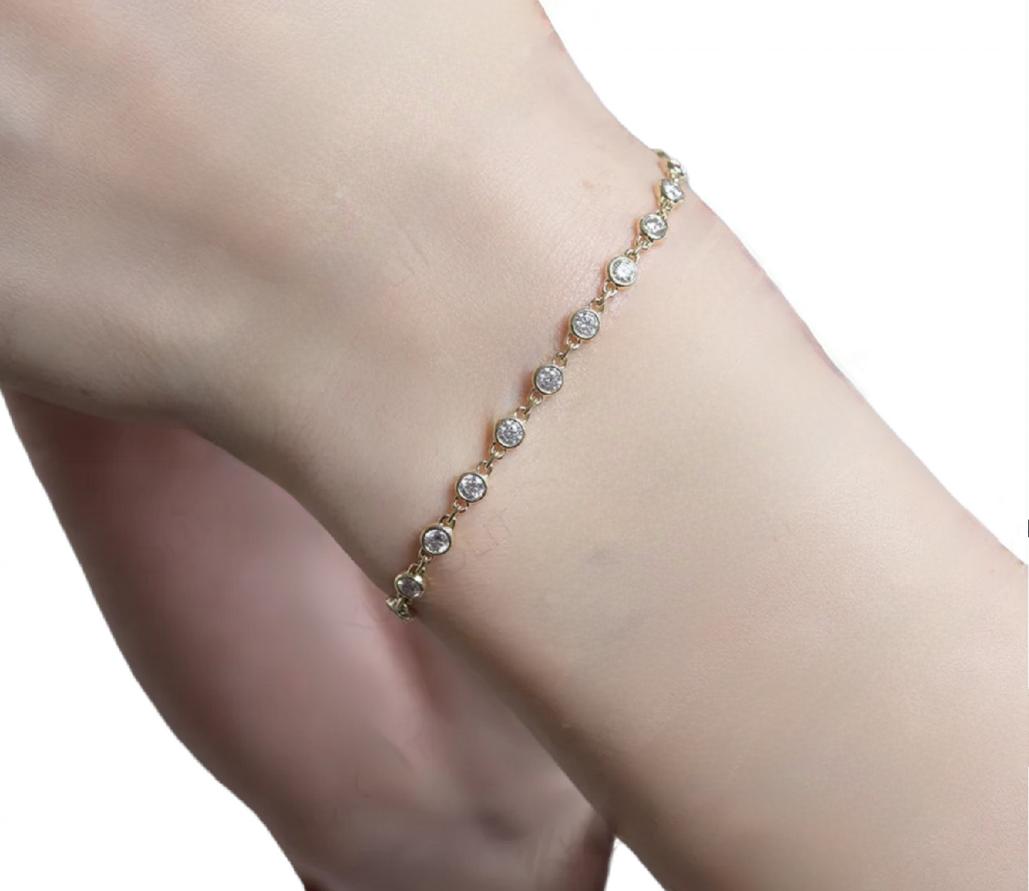 bracelet in 18k yellow gold and 25 natural diamonds 2.50ct