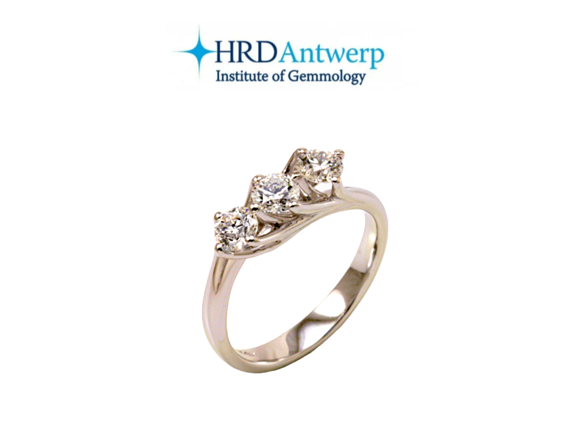 HRD ANTWERP certified Trilogy ring in 18k white gold and 3 natural diamonds 0.52 ct