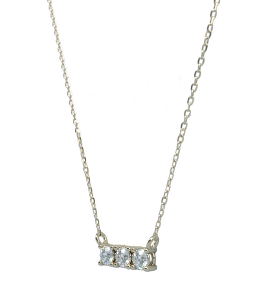 Collana Trilogy in oro bianco con 3 diamanti naturali 0,45 ct