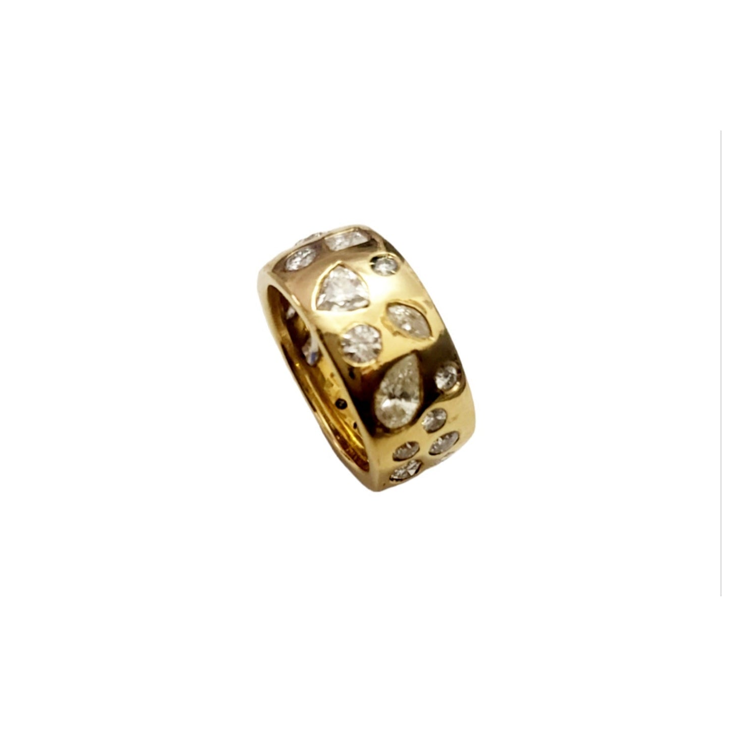 anello fantasy  in oro giallo 18k con diamanti naturali varie misure e forme 4 ct