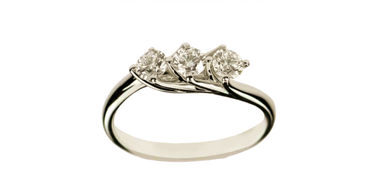 HRD certified Trilogy ring in 18k white gold and 3 natural diamonds 0.74 ct