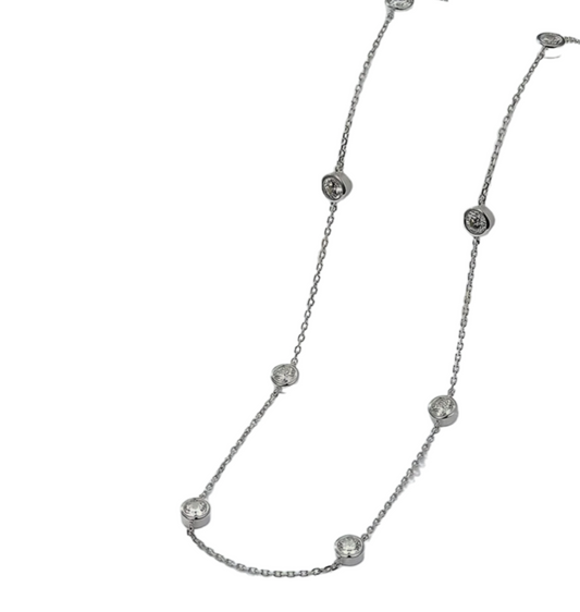 necklace in 18k 750 white gold and 9 natural diamonds 0.90 ct