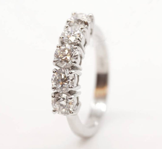 Certified ring in 18k white gold and 5 natural diamonds of 2.15 ct