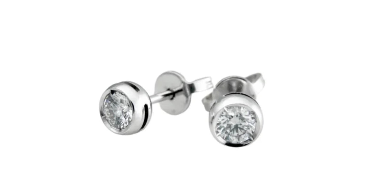 HRD certified onion light point earrings in 18k white gold and 2 natural diamonds 0.54 ct