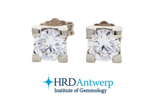 HRD certified square light point earrings in white gold and 2 natural diamonds 0.54 ct